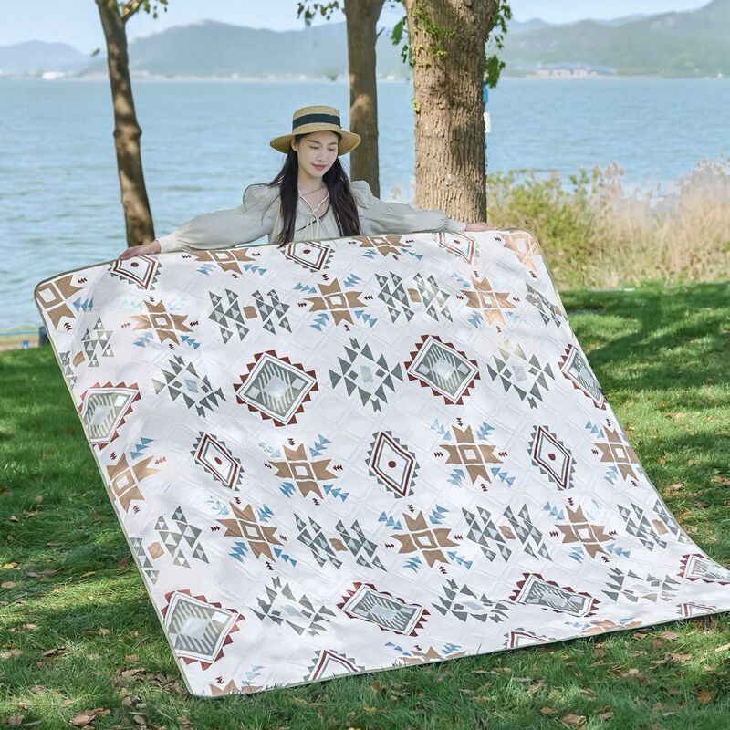 Extra Thick Waterproof Picnic Mat - Portable Moisture-Proof Camping Ground Sheet For Outdoor Lawn