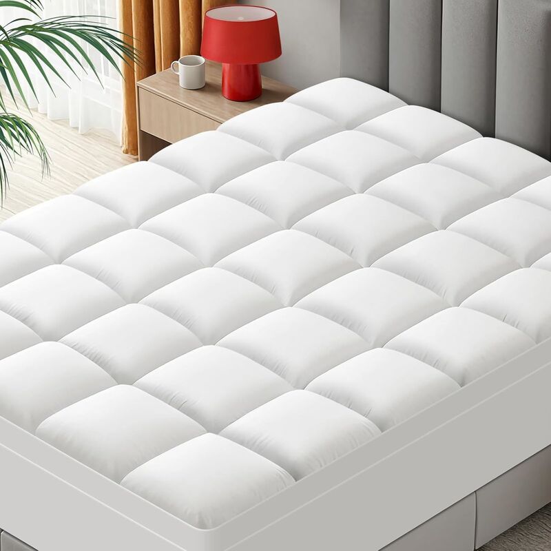 Feather Mattress Pad Providing Even Warmth Distribution and High Purity Feather Filling with Hand Stitched Binding