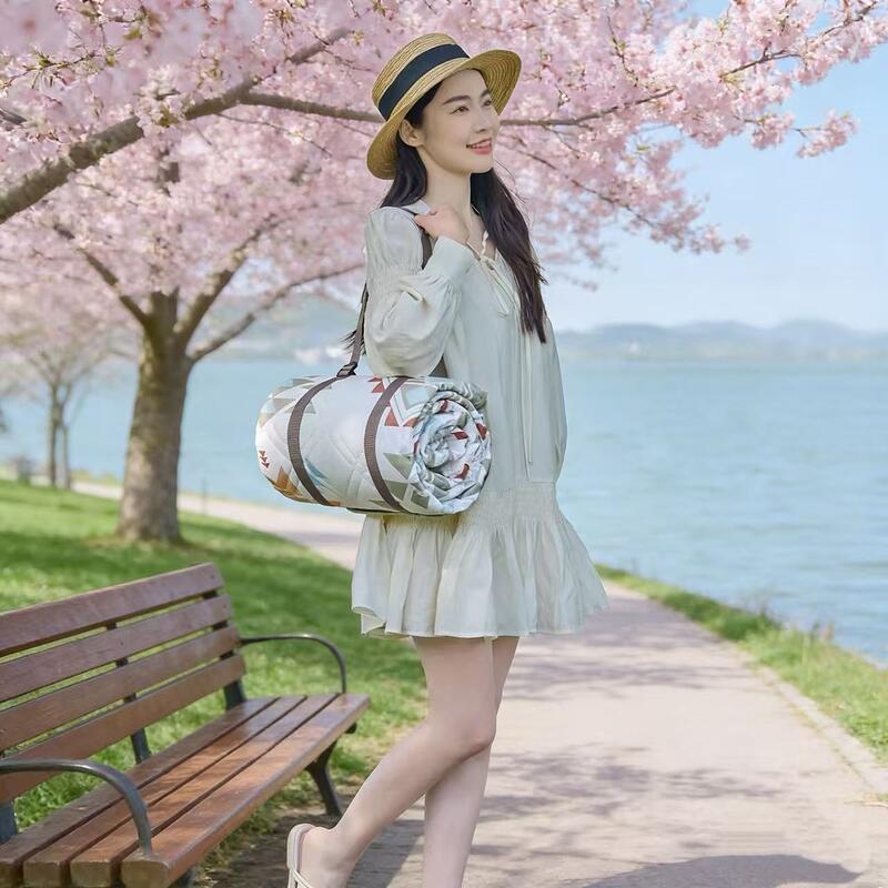 Extra Thick Waterproof Picnic Mat - Portable Moisture-Proof Camping Ground Sheet For Outdoor Lawn