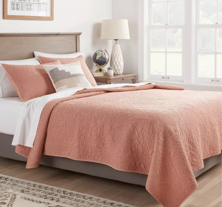 Washed quilt set(face is 85gsm microfiber loom stare,back is 85gsm microfiber loom stare too.filling is 120gsm poly.1cm binding with self fabric.washed and dyed after finishing. )